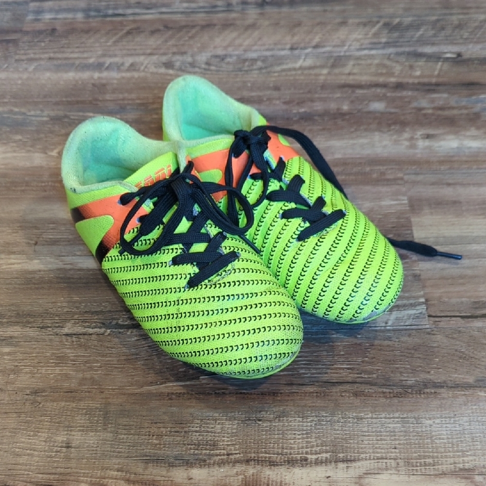 Kids Size 1 Neon Green and Orange Soccer Shoes